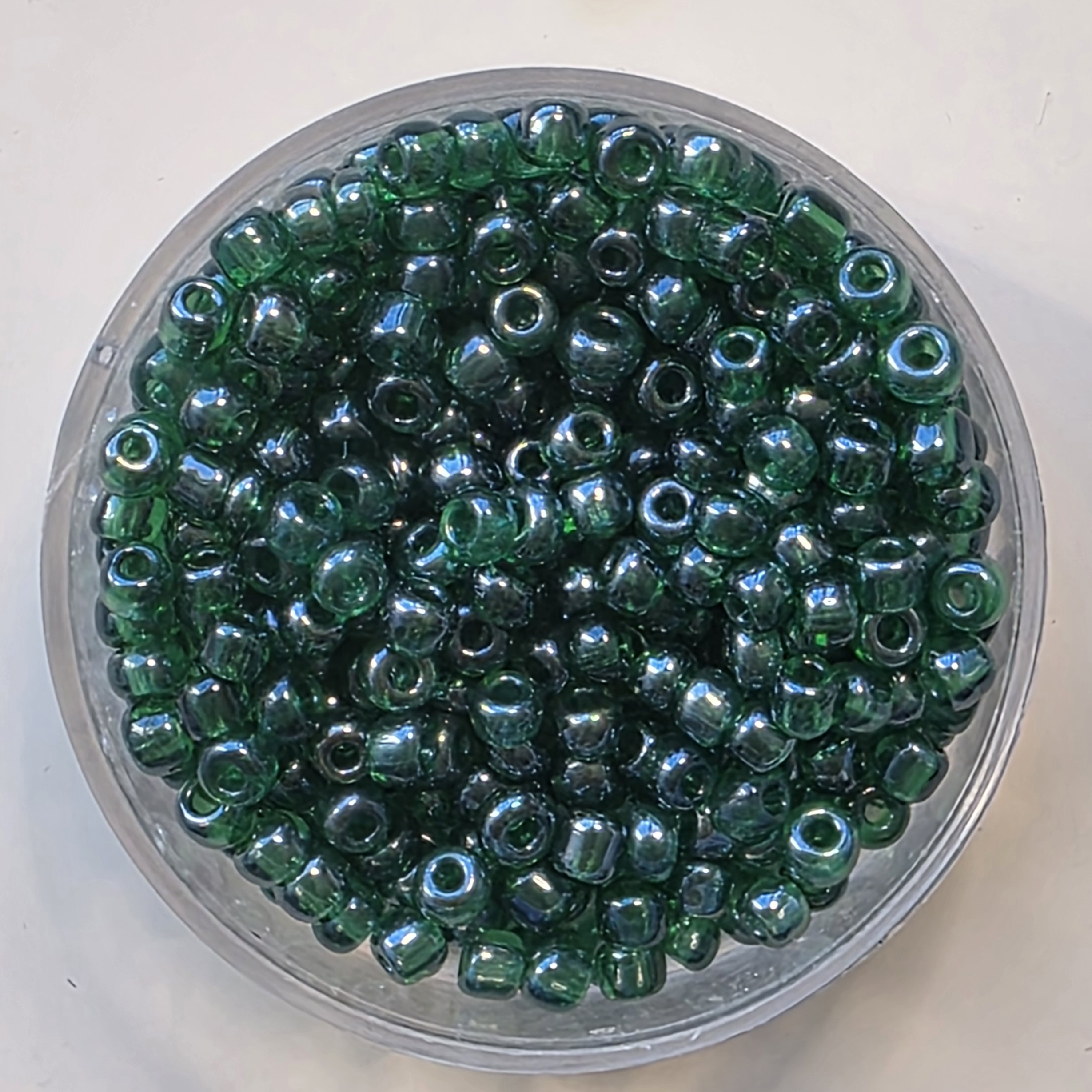 Metallic dökkgrænn