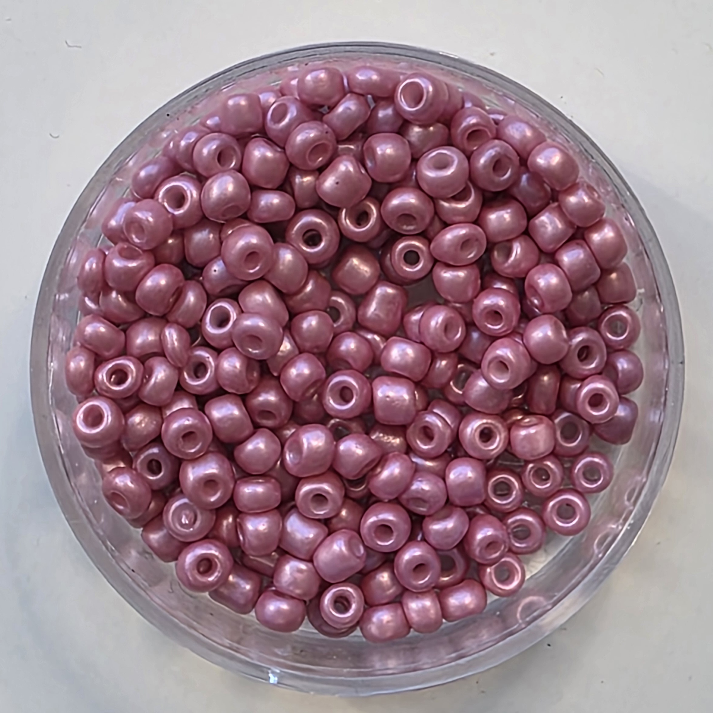 Matte metallic bleikur