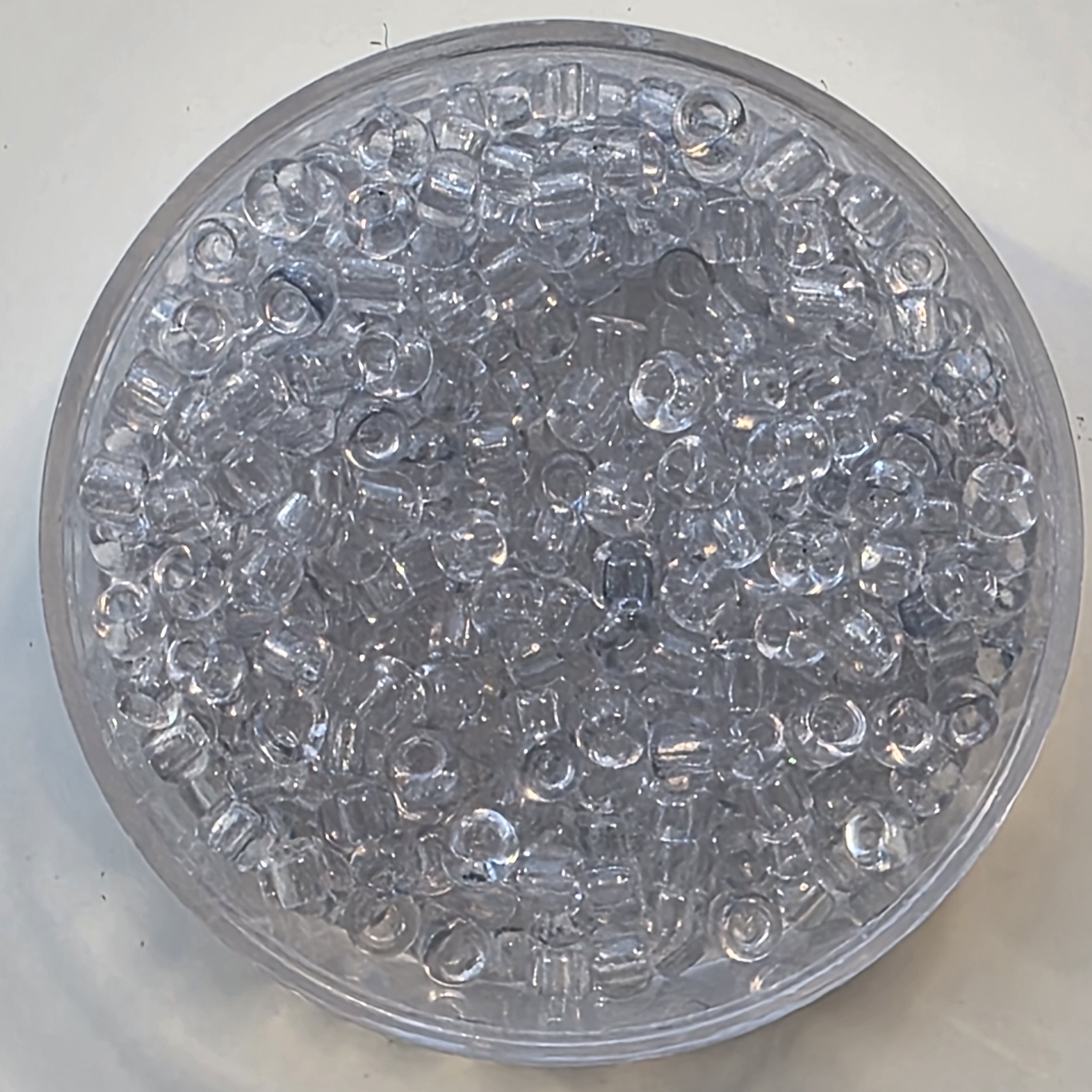 Blátónaður gagnsær