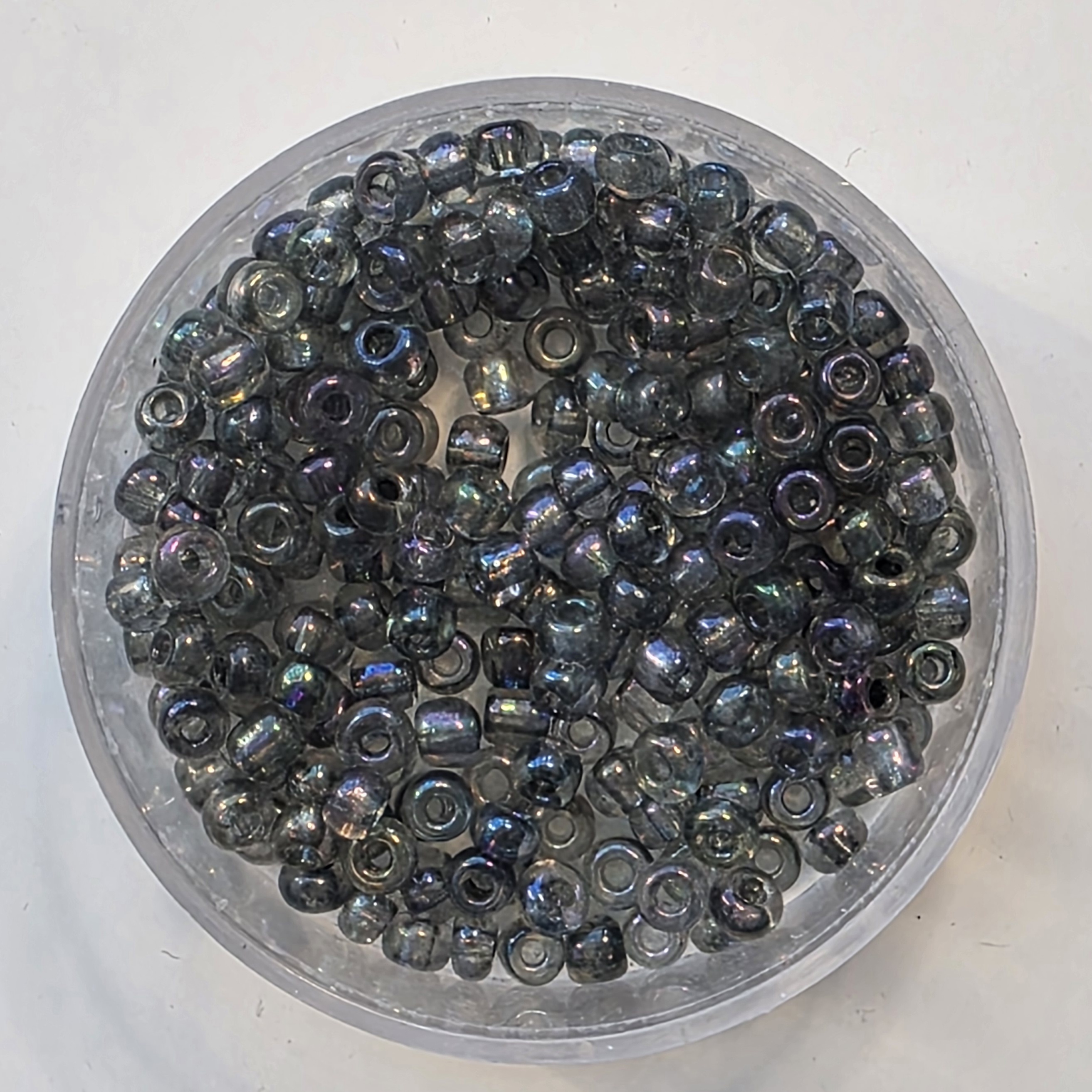 Glitrandi dökkgrænn